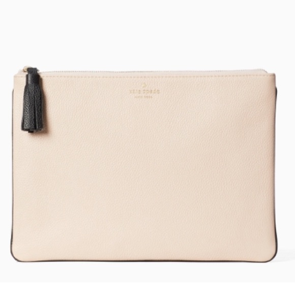 kate spade Handbags - Kate Spade Chester Street Gia Pouch